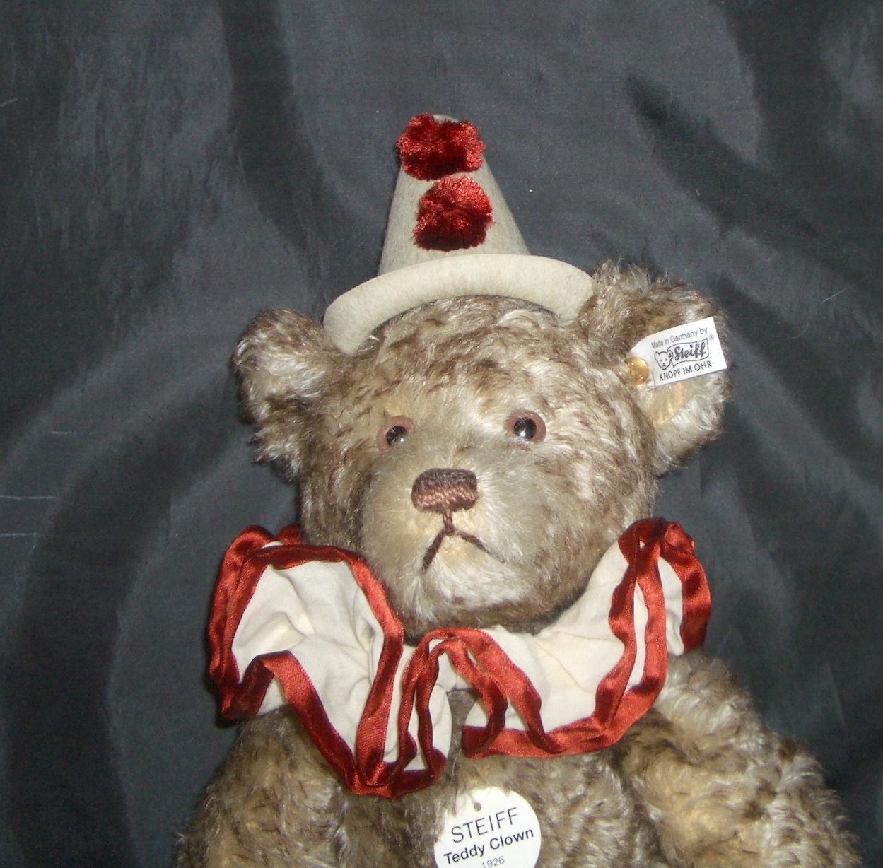 steiff white clown bear